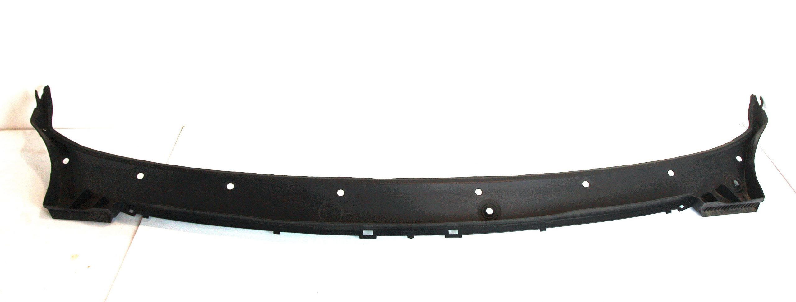 BMW X5 (F15) Wiper trim BMW X5 Wiper trim OEM 51717292396

Part codes: ...