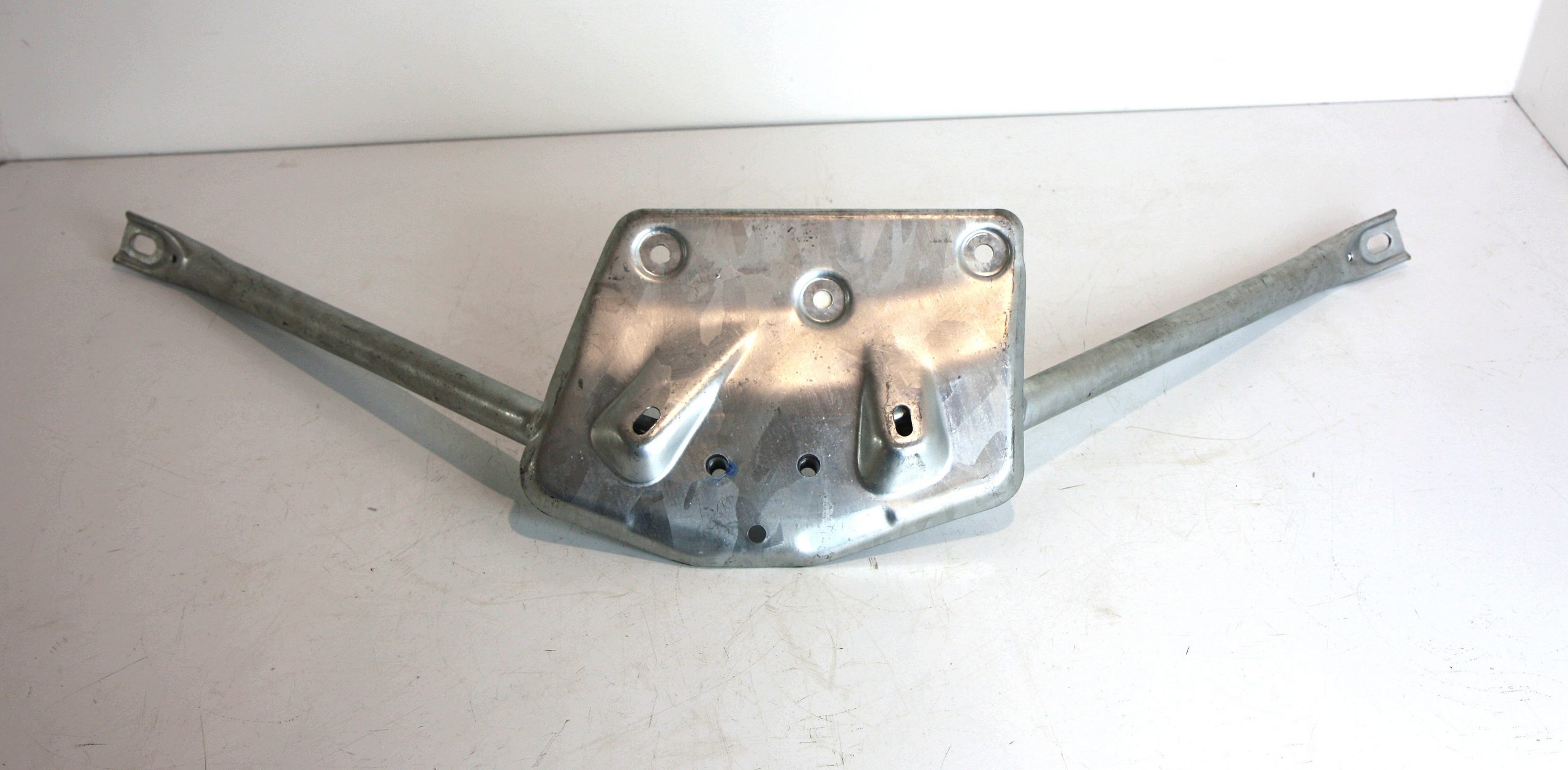 BMW 5 (F10 / F11) Other body part BMW 5 SERIES GT Other body part OEM 51617192622...