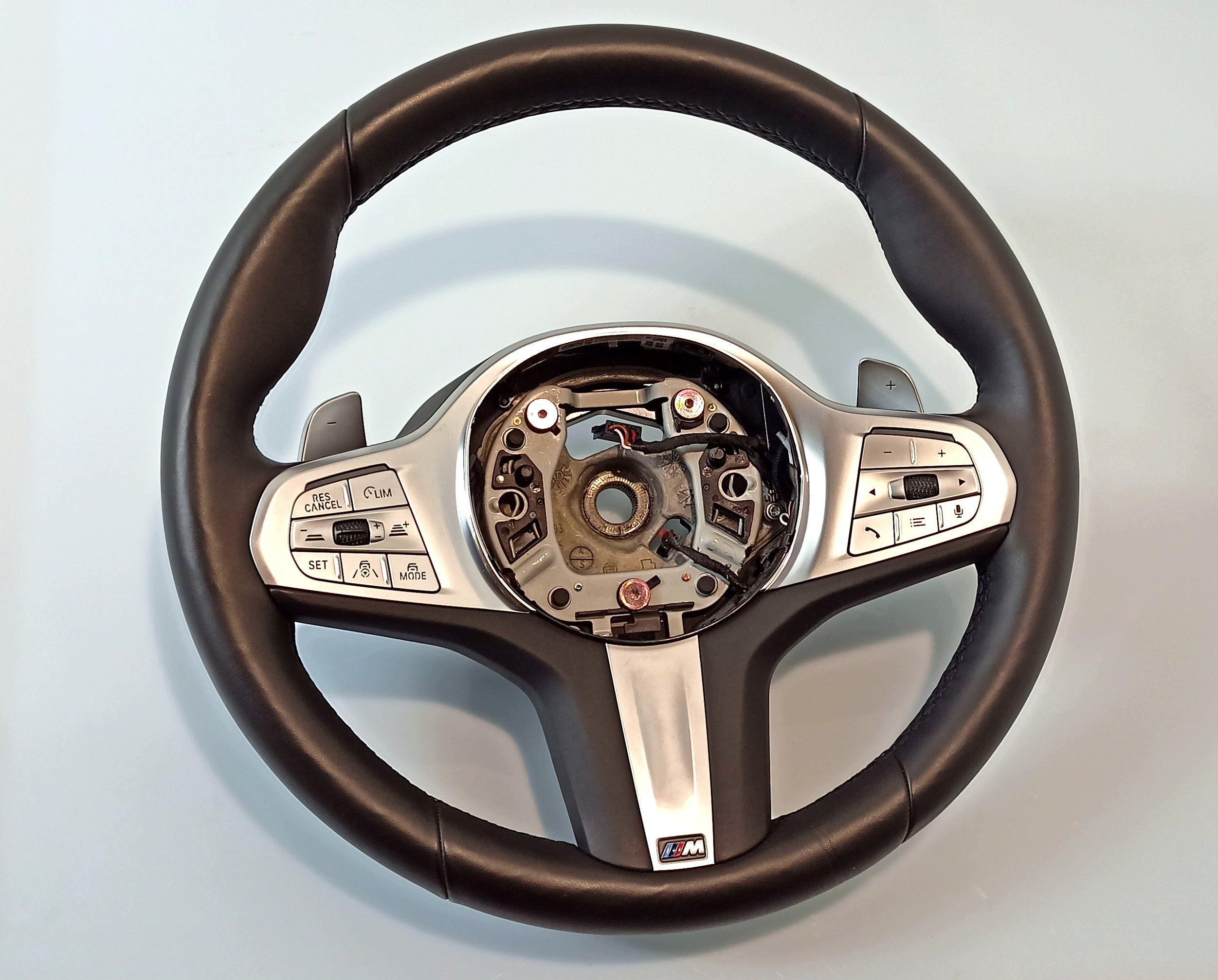BMW 7 (G11 / G12) steering wheel BMW 7 SERIES Steering Wheel OEM 32307856289

Pa...