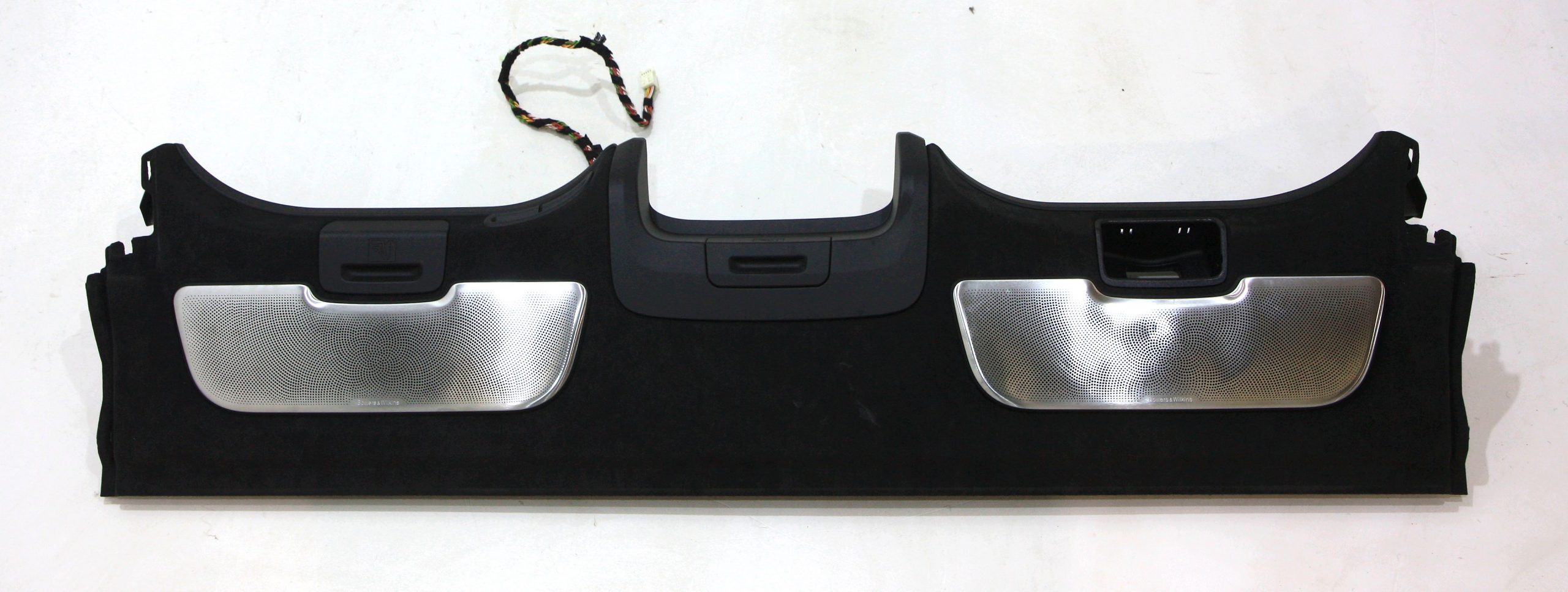 BMW 7 (G11 / G12) Parcel shelf BMW 7 SERIES Parcel shelf OEM 51467409737

Part...