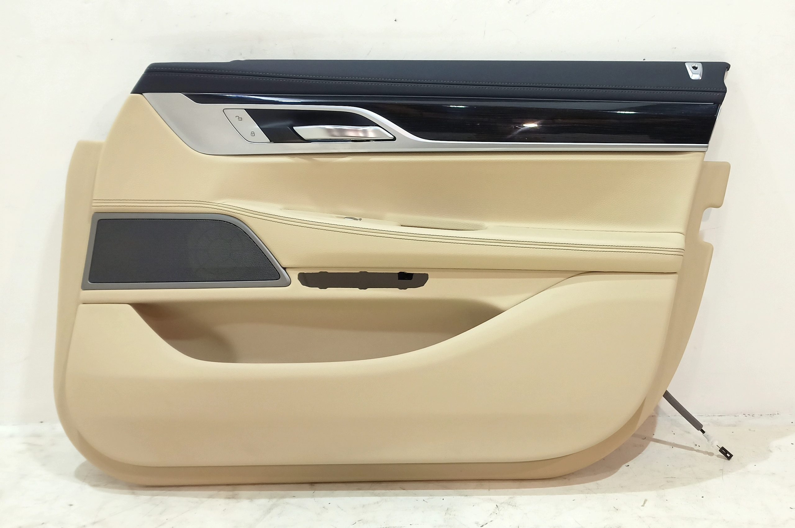 BMW 7 (G11 / G12) Door card panel trim set BMW 7 SERIES Door card panel trim set OEM 51417...