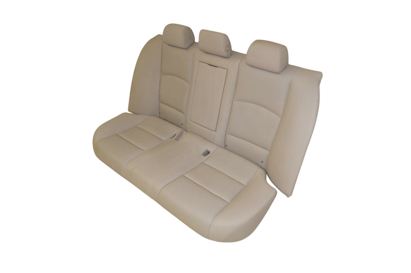 BMW 5 (F10 / F11) Заднее сиденье BMW 5 SERIES Rear Seat

Generation: 5 SERIES (F...