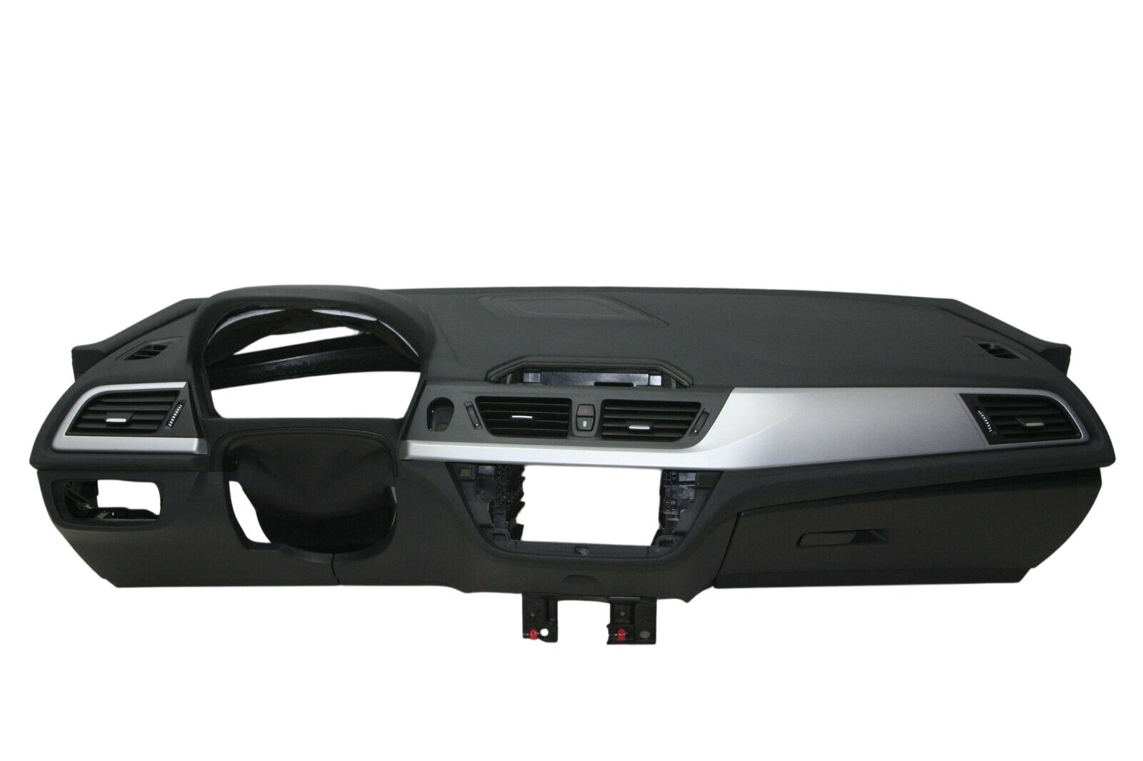 BMW 1 (F70) Armaturenbrett / Dashboard BMW 1' F52 Saloon Armaturenbrett / Dashboard OE...