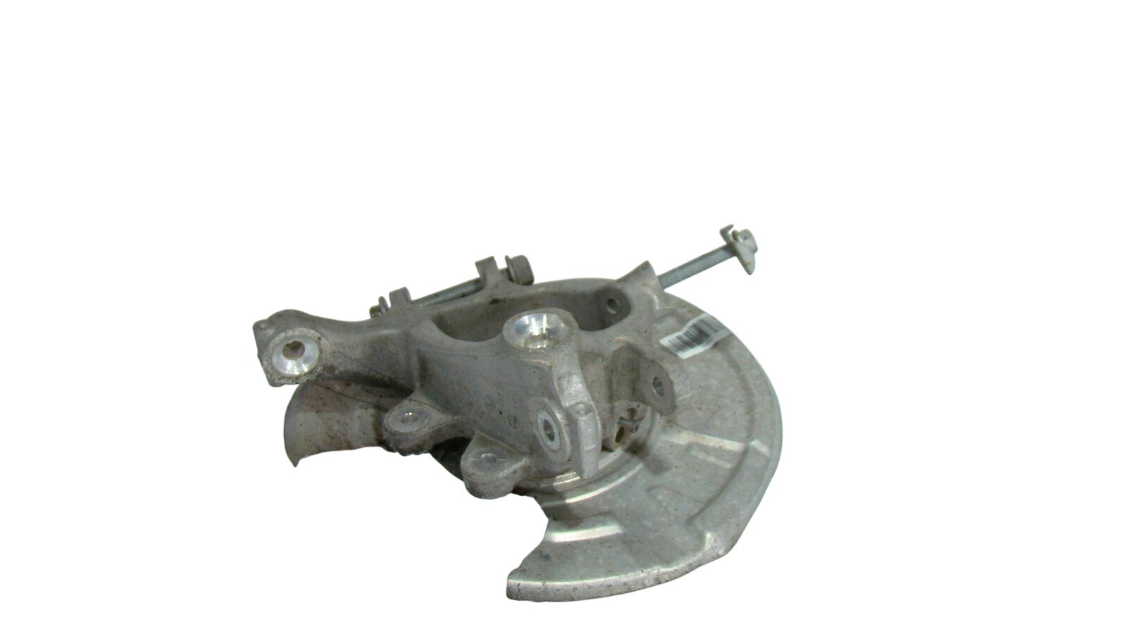 BMW 5 (F10 / F11) Rear wheel hub BMW 5 SERIES Rear wheel hub OEM 33326793770

Pa...