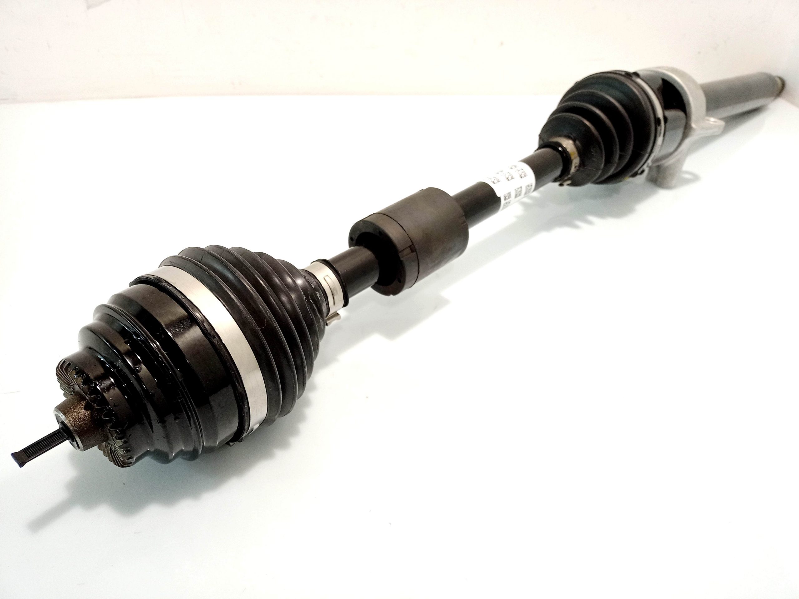 BMW 2 (F22 / F23) Front driveshaft