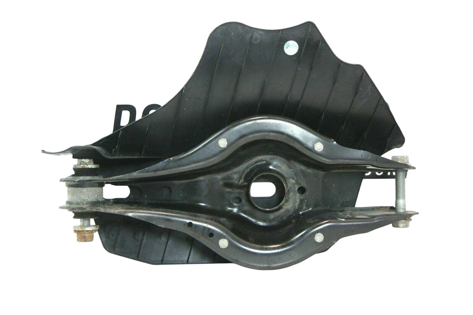 BMW 3 (F30 / F31) Rear upper control arm/wishbone BMW 3 SERIES Rear upper control arm/wishbone OE...