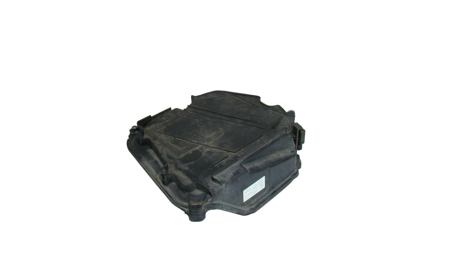 BMW 5 (F10 / F11) Ilmanpuhdistin  BMW 5 SERIES GT Air Filter Box OEM 64119216222
...