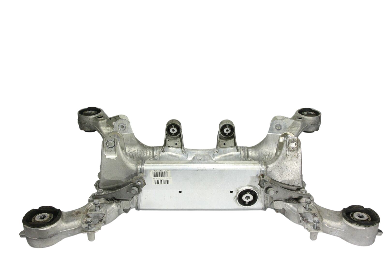 BMW 5 (F10 / F11) Taka-akselin palkki BMW 5 SERIES GT Rear axle Beam OEM 33316776488
...