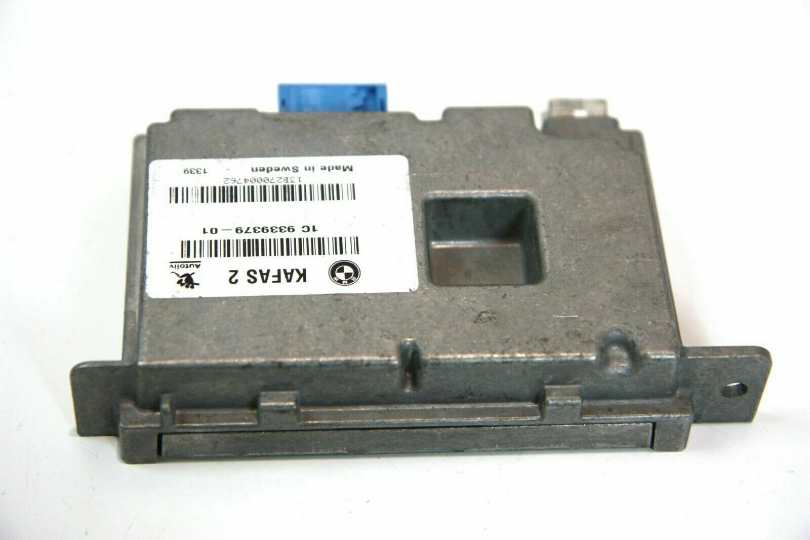 BMW 3 (F30 / F31) Camera control unit module BMW 3 SERIES Camera control unit module OEM 665...
