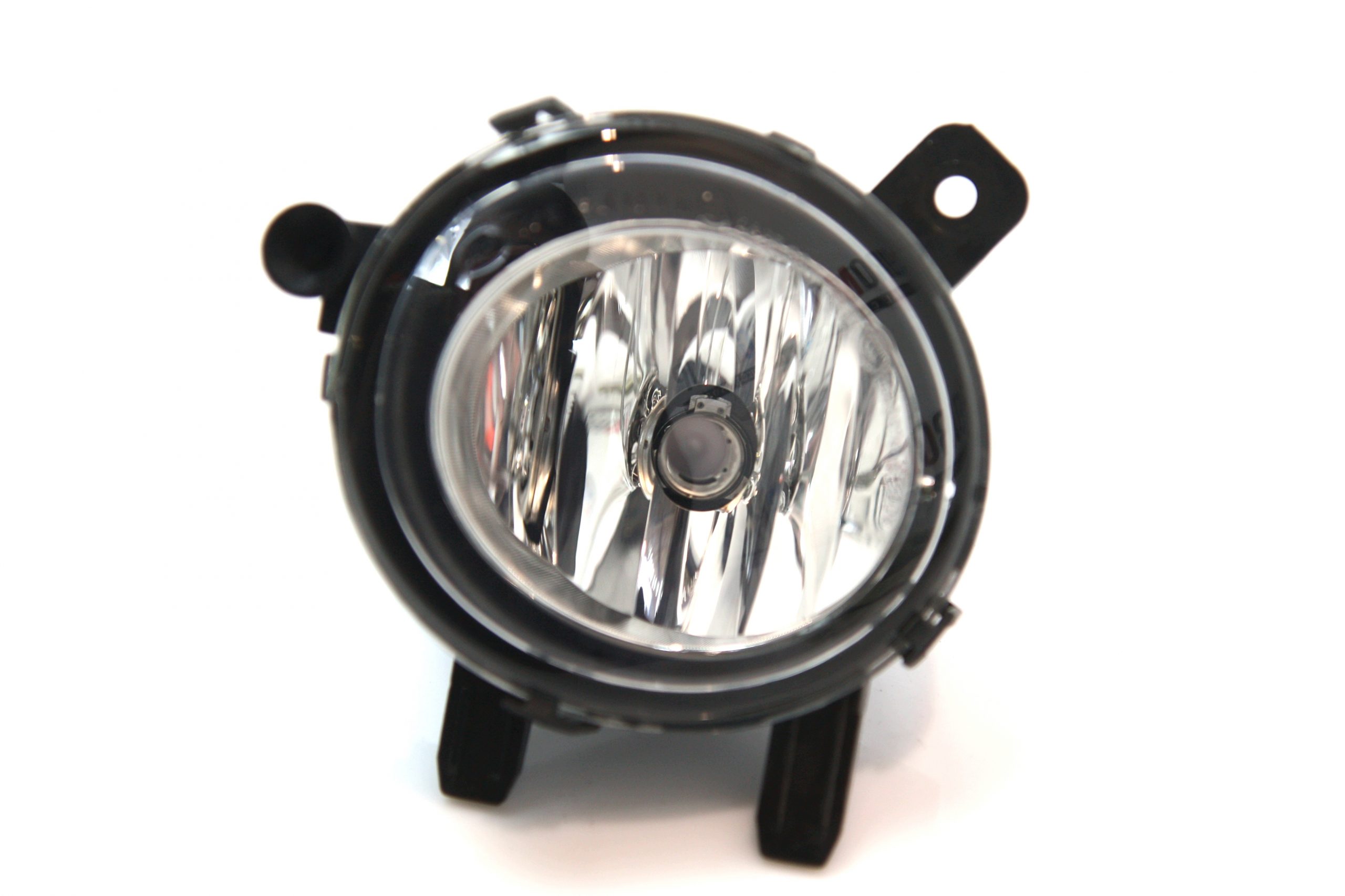 BMW 3 (F30 / F31) Front fog light BMW 3 SERIES Front fog light OEM 63177248911

P...