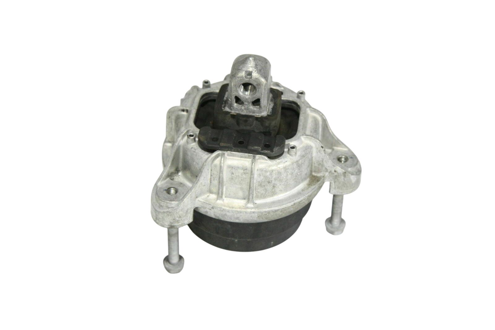 BMW 6 (F06 / F12 / F13) Engine mount bracket BMW 6 SERIES Engine mount bracket OEM 221167815...