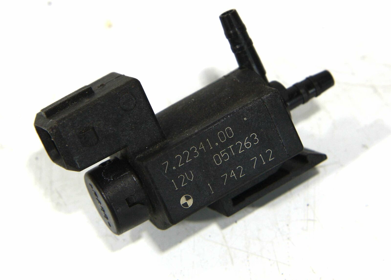 BMW Z3 (E36) Vacuum valve BMW Z3 Vacuum valve OEM 0396414

Part codes: 03...