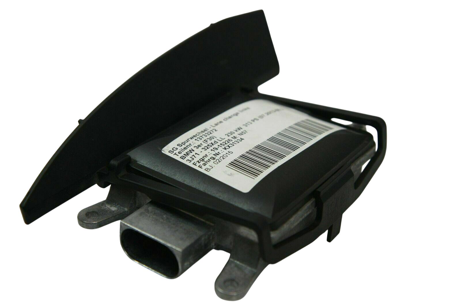 BMW 3 (F30 / F31) Blind spot module BMW 3 SERIES Blind spot module OEM 66326871223
...