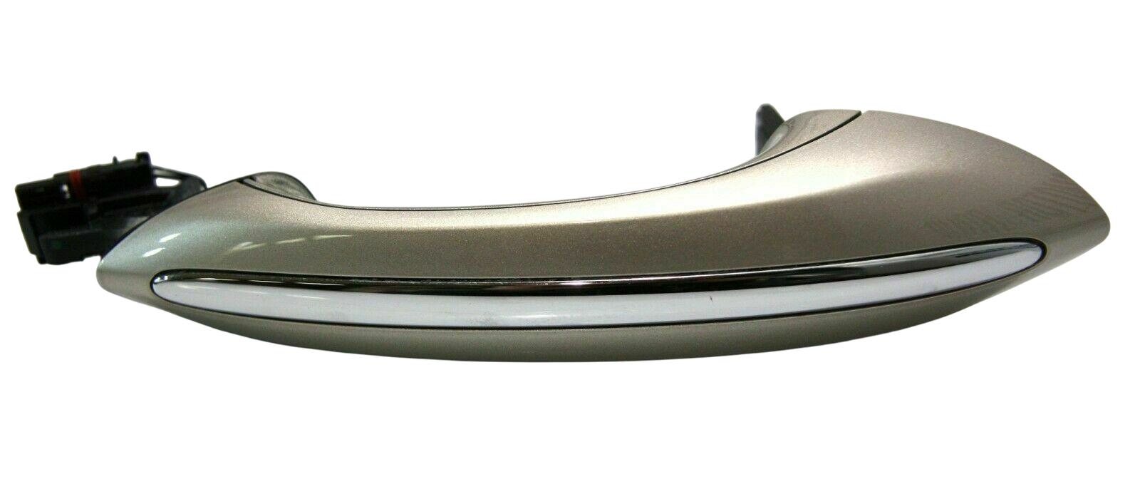 BMW 6 (F06 / F12 / F13) Front door exterior handle BMW 6 SERIES Front door exterior handle OEM 512...