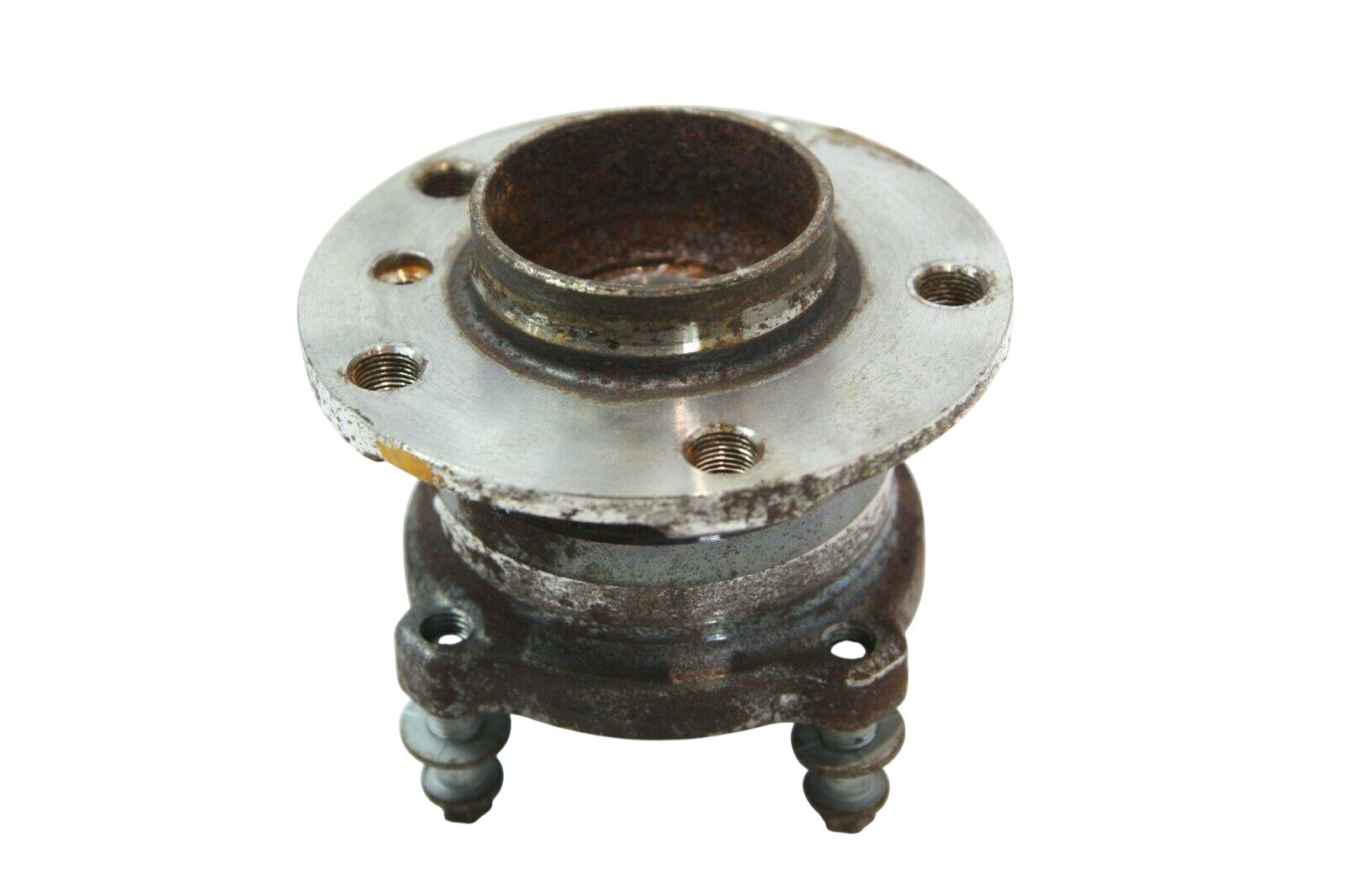 BMW X6 (E71 / E72) Rear wheel ball bearing BMW X6 Rear wheel ball bearing OEM 33416776205
...