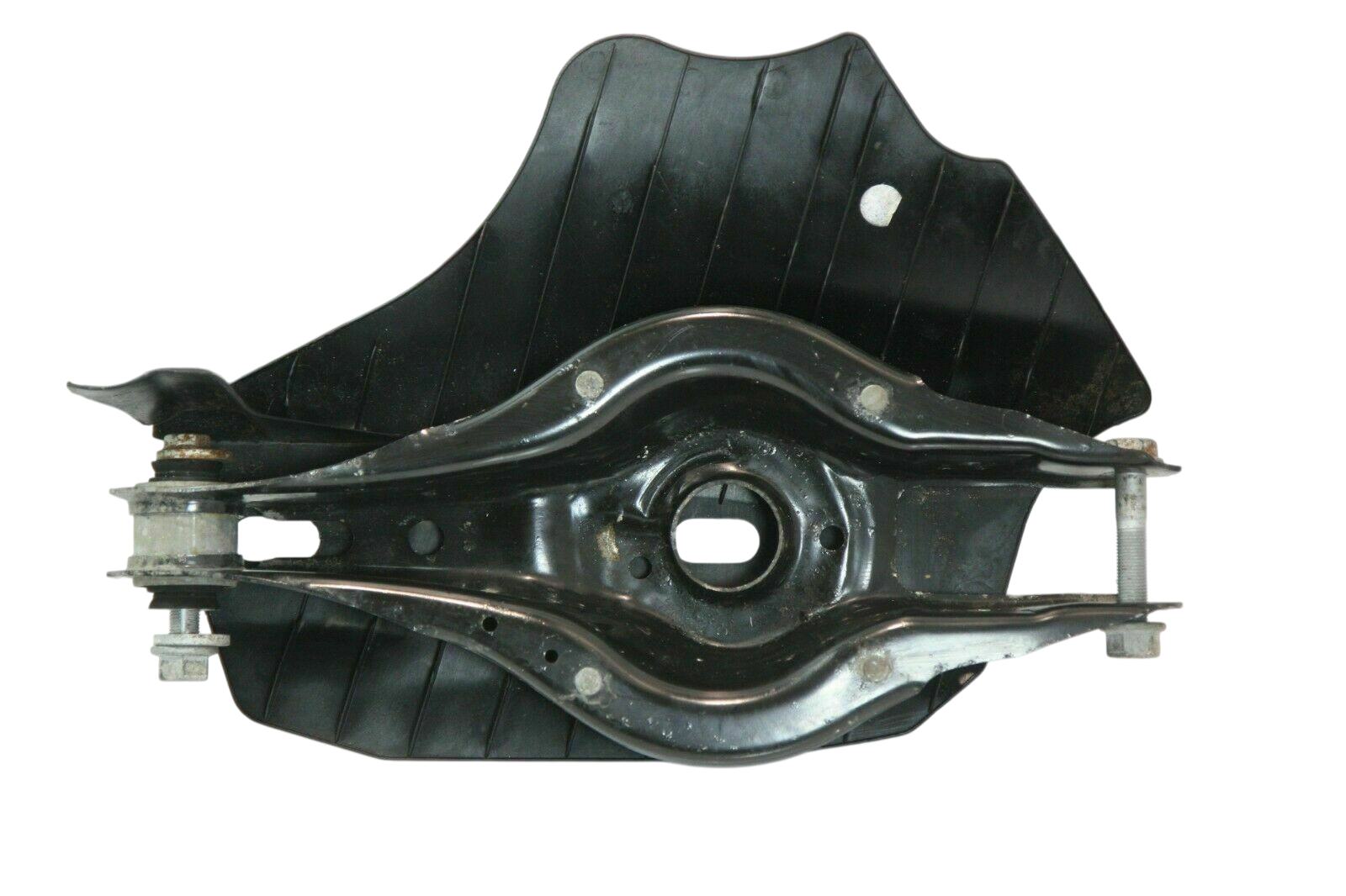 BMW 3 (F30 / F31) Rear upper control arm/wishbone BMW 3 SERIES Rear upper control arm/wishbone OE...