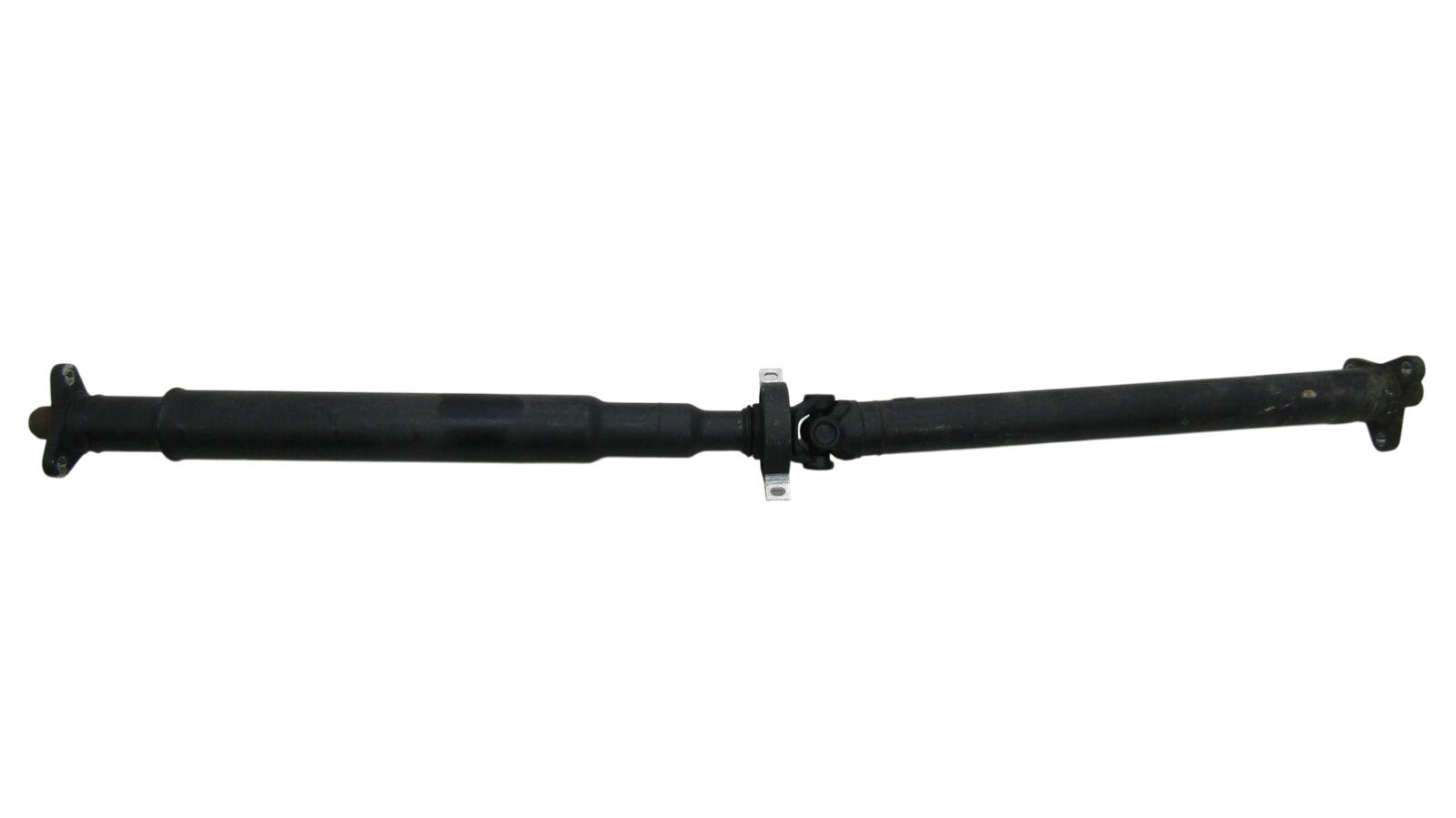 BMW 5 (F10 / F11) Drive shaft (set) BMW 5 SERIES Drive shaft (set) OEM 7582250

Par...