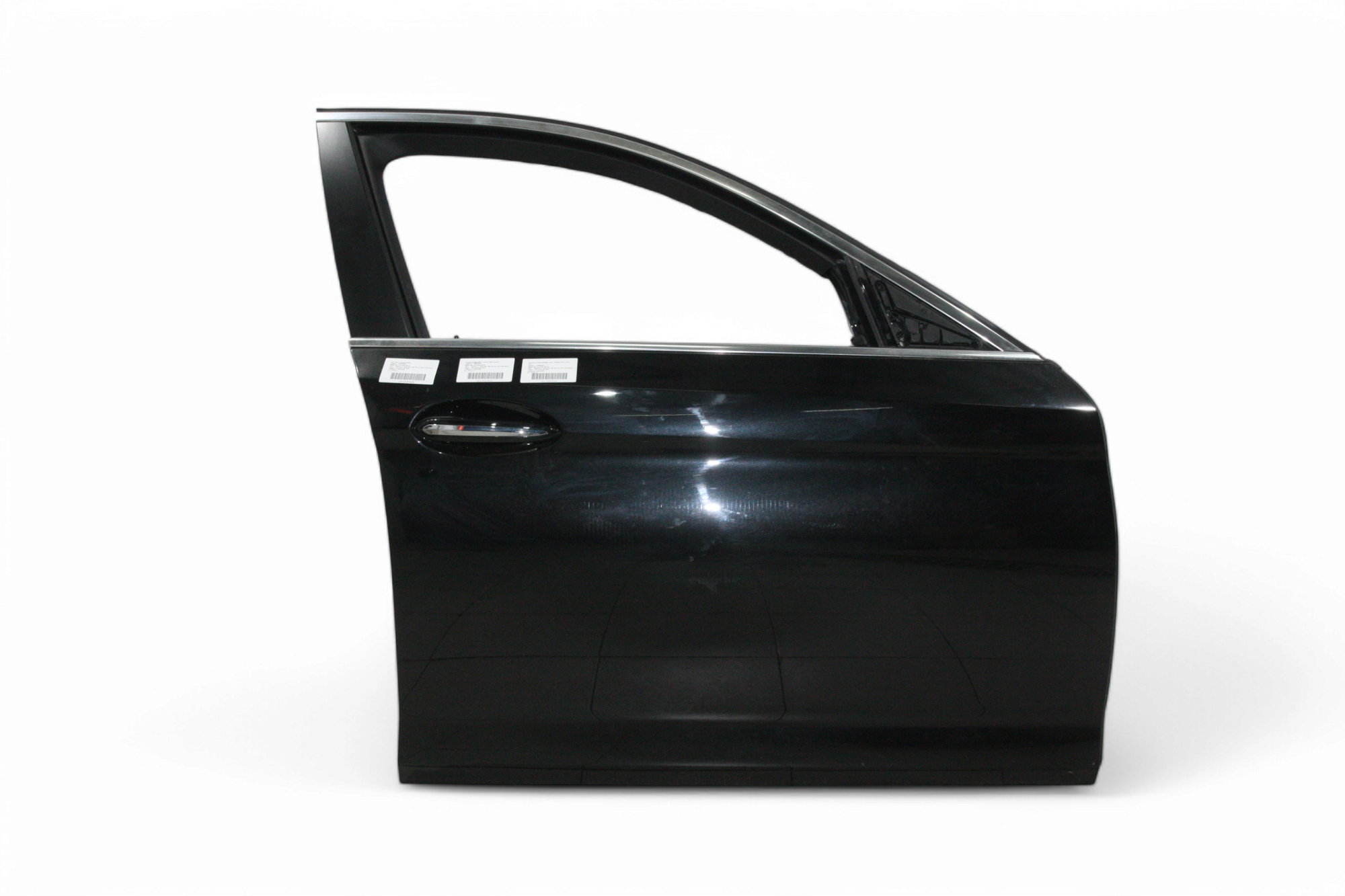 BMW 5 (G30 / G31) Front door BMW M5 Front door OEM 41007408962

Part codes: ...