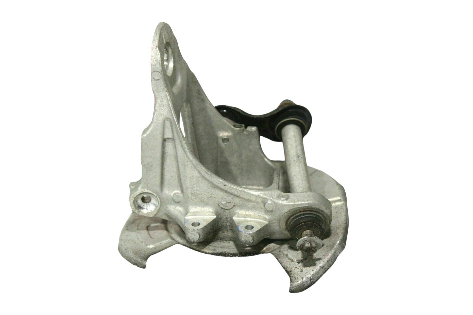 BMW X6 (E71 / E72) Rear wheel hub BMW X6 rear wheel hub OEM 6770983

Part codes: ...