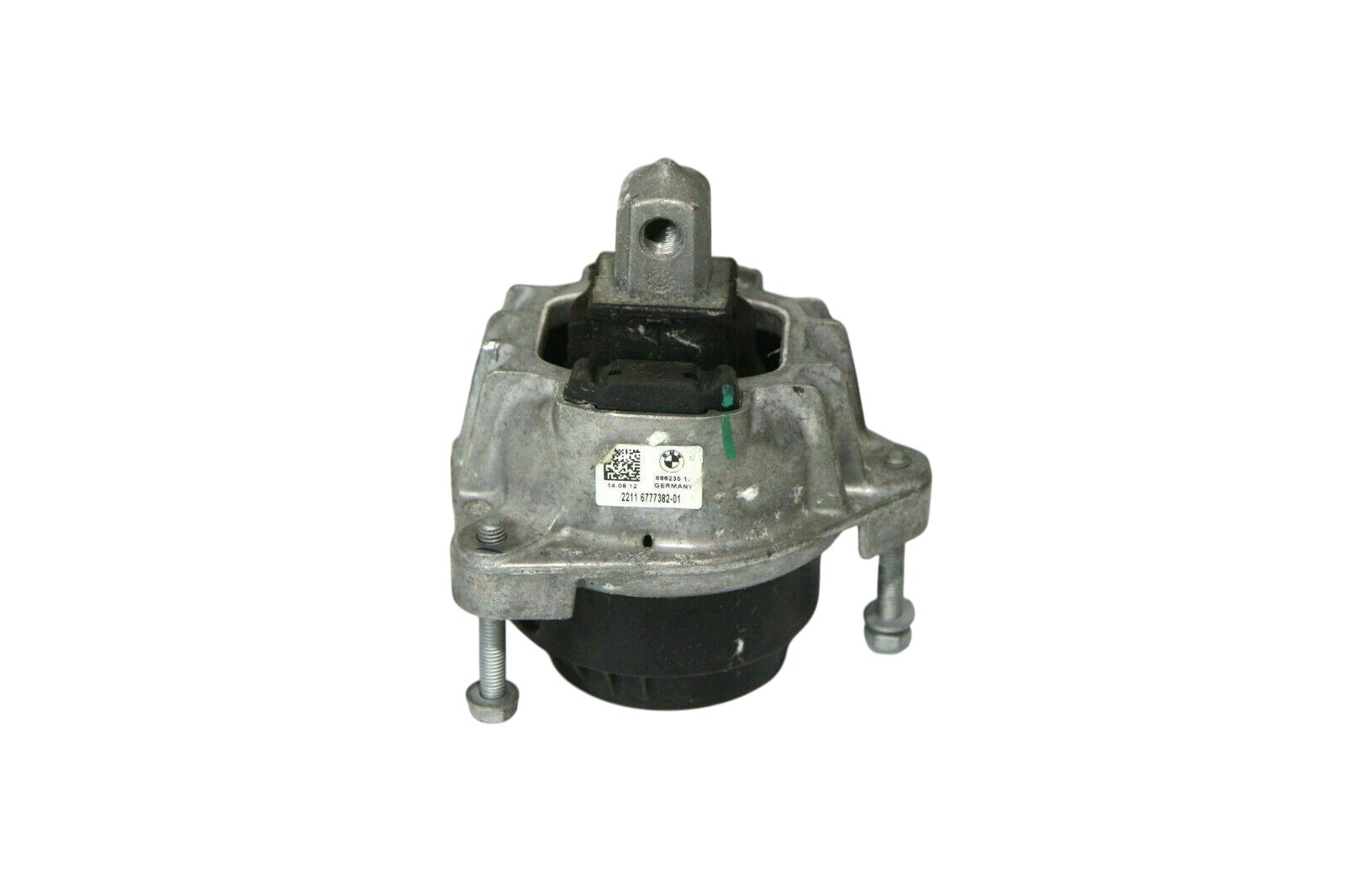 BMW 5 (F10 / F11) Engine mount bracket BMW 5 SERIES Engine mount bracket OEM 221167773...