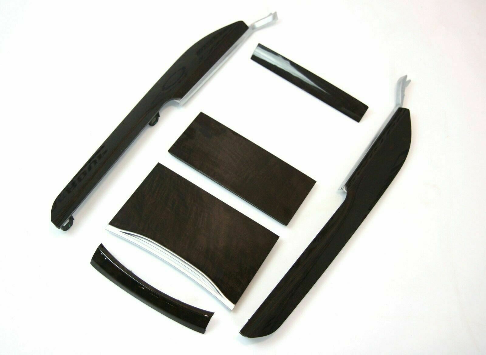 BMW 7 (G11 / G12) Center console decorative trim BMW 7 SERIES Center console decorative trim OEM...