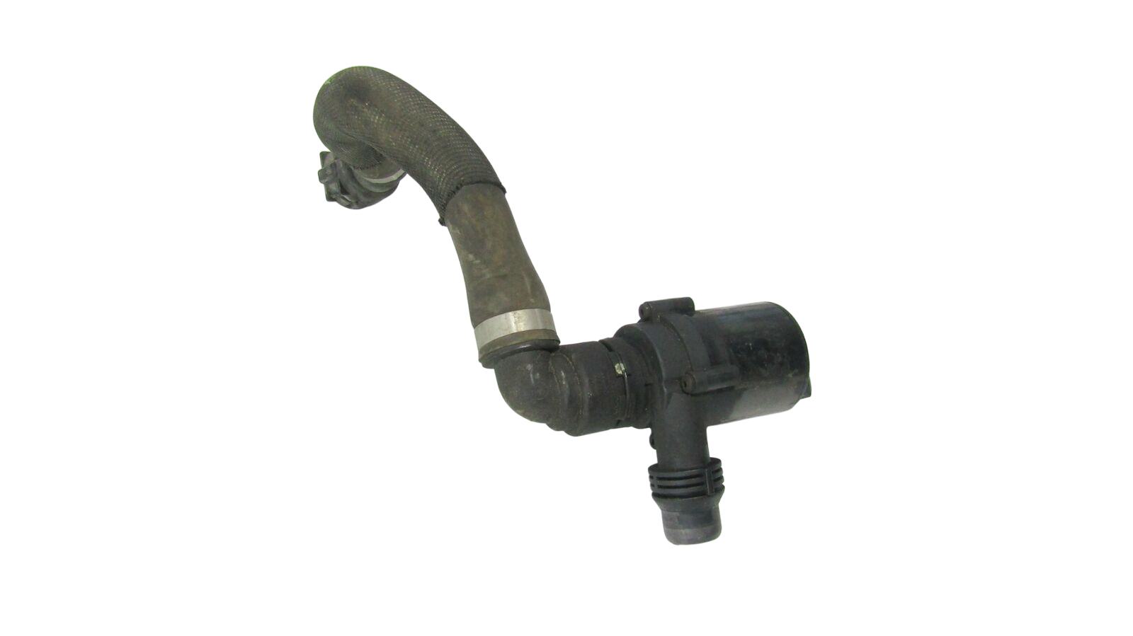BMW X5 (E70) водяной насос BMW X5 Water Pump OEM 64119197085

Part codes: ...