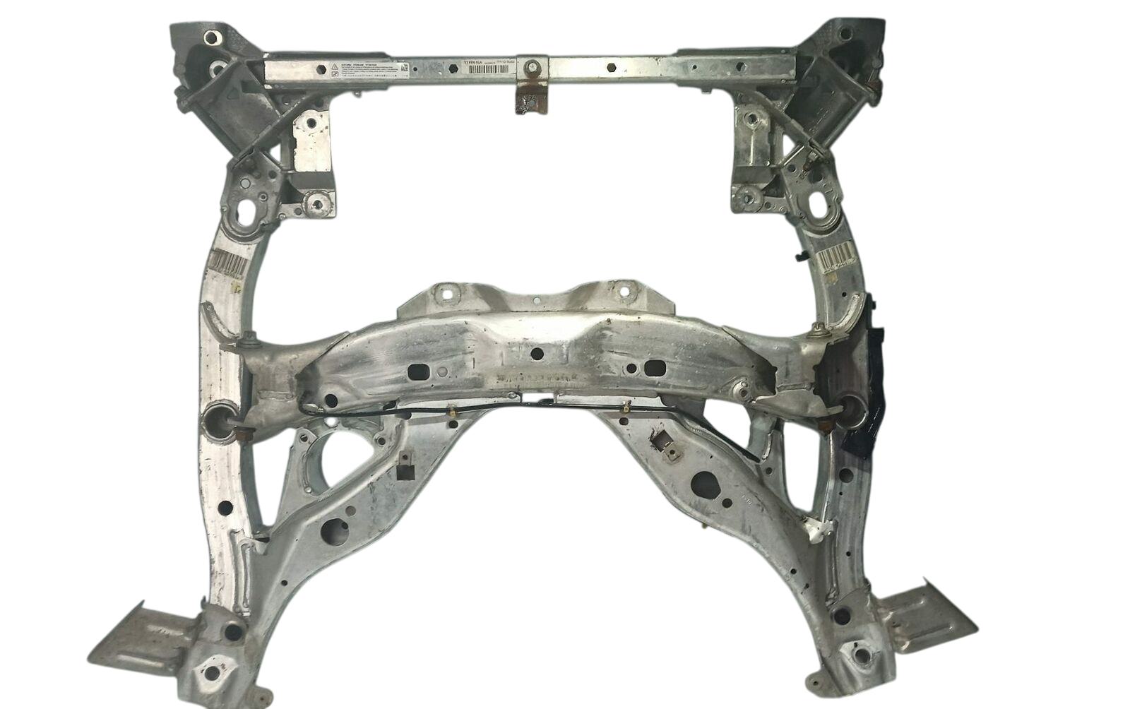 BMW 6 (F06 / F12 / F13) Front subframe BMW 6 SERIES Front subframe OEM 31116775762

Pa...