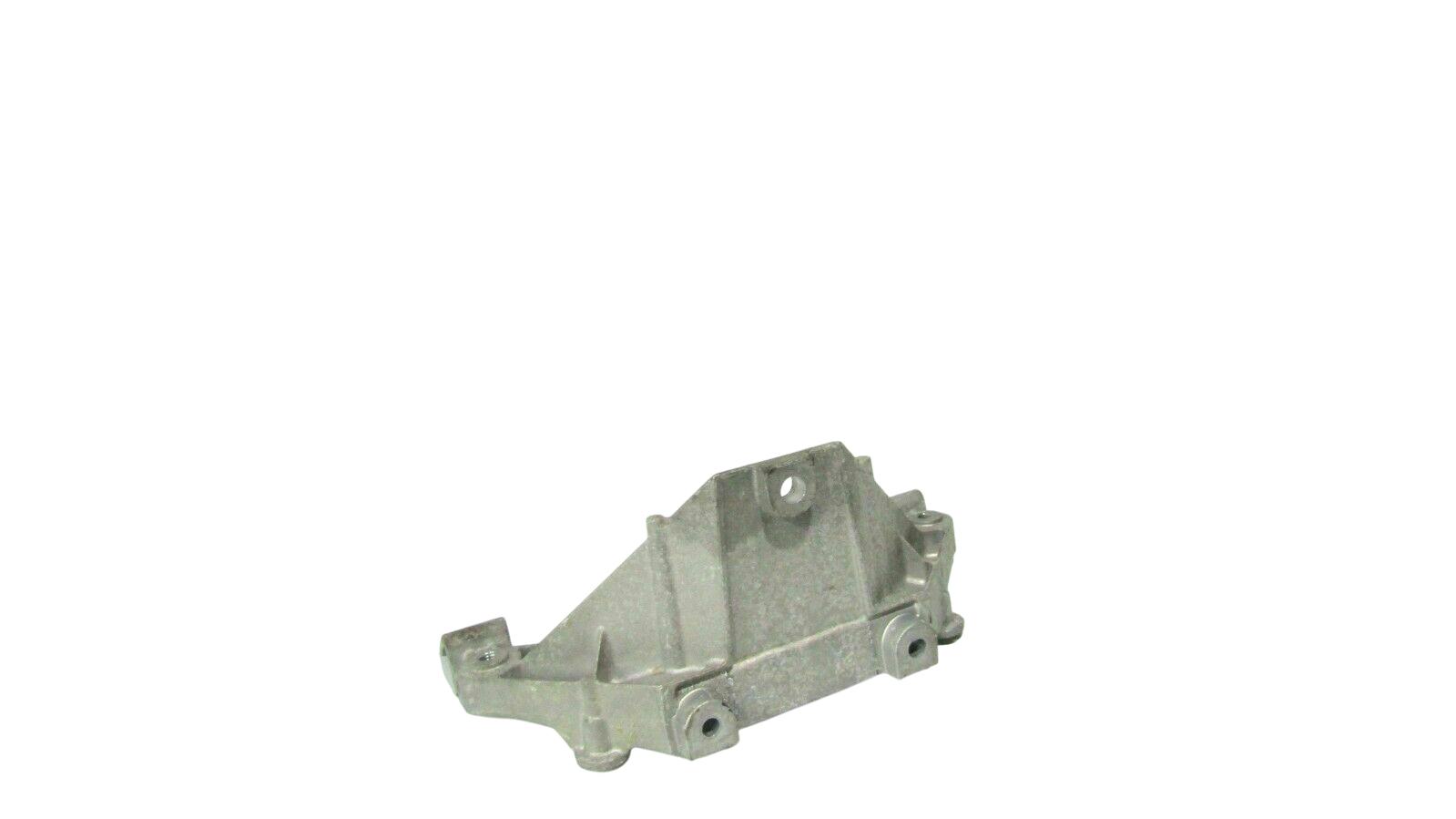 BMW X6 (E71 / E72) Other engine bay part BMW X6 Other engine bay part OEM 35426859999

P...