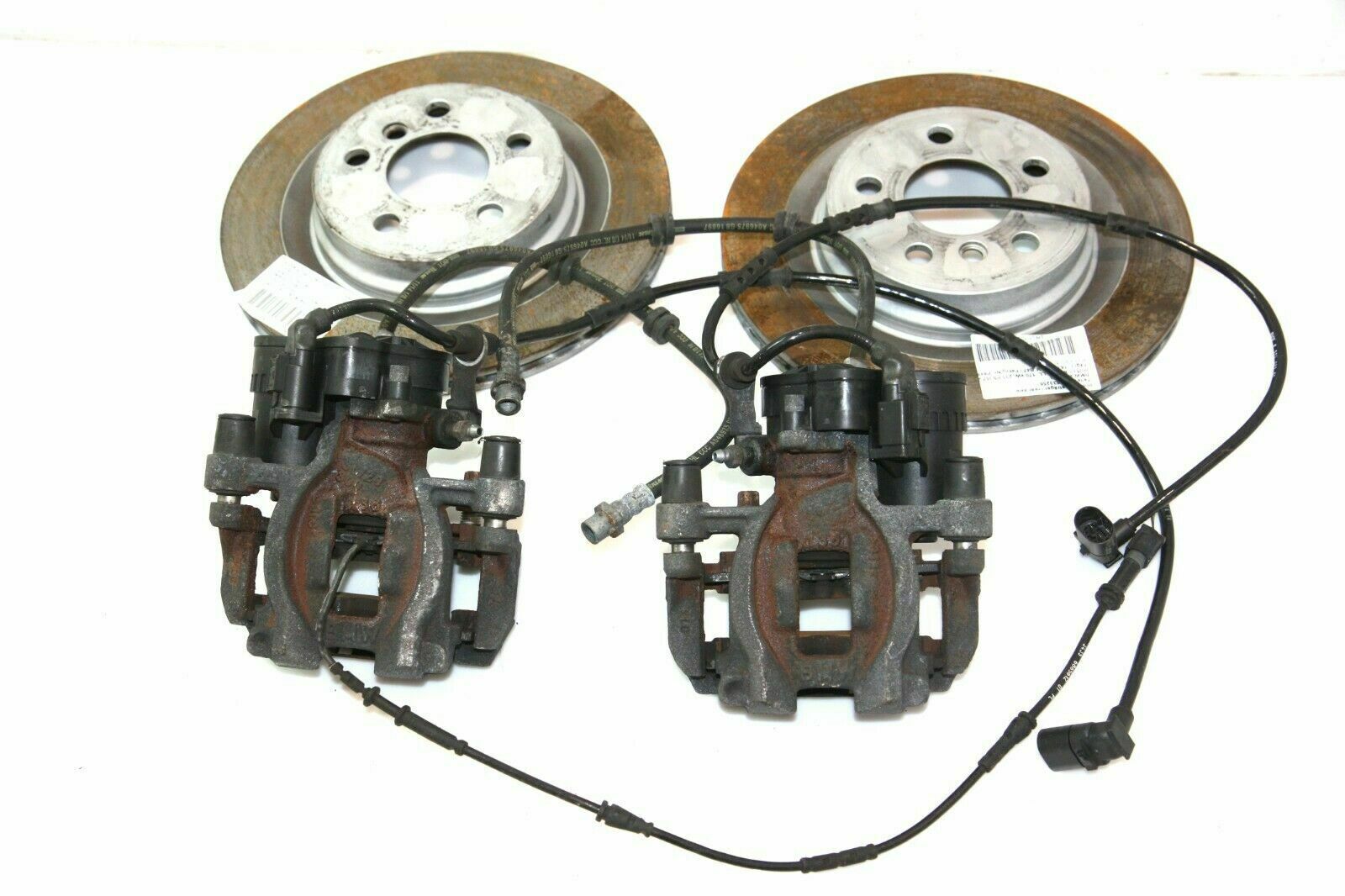 BMW 2 (F22 / F23) Brake discs and calipers set BMW 2 SERIES Brake discs and calipers set OEM 3...