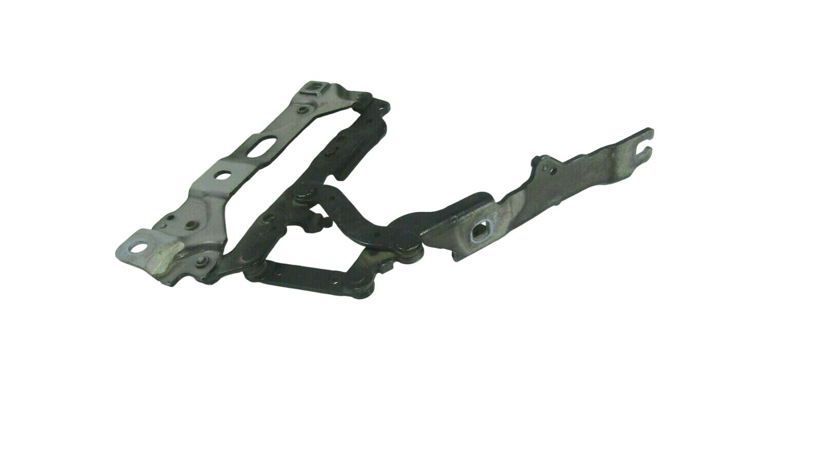 BMW 7 (G11 / G12) Engine bonnet/hood hinges BMW 7 SERIES Engine bonnet/hood hinges OEM 7184...