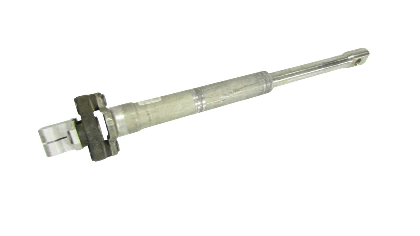 BMW 6 (F06 / F12 / F13) Steering column universal joint BMW 6 SERIES Steering column universal joint OE...