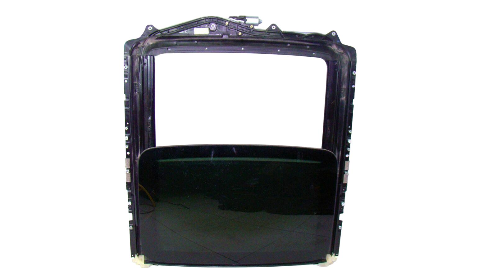 BMW 5 (F10 / F11) Sunroof set BMW 5 SERIES Sunroof set OEM 54107209283

Part ...