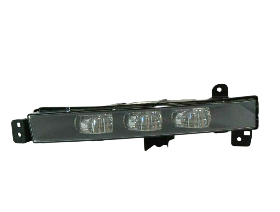 BMW 7 (G11 / G12) Front fog light BMW 7 SERIES Front fog light OEM 63177342953

P...