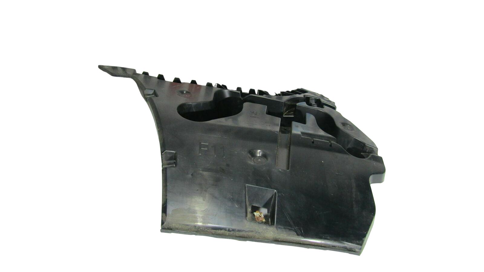 BMW 5 (F10 / F11) Rear bumper corner part panel trim BMW 5 SERIES Rear bumper corner part panel trim...