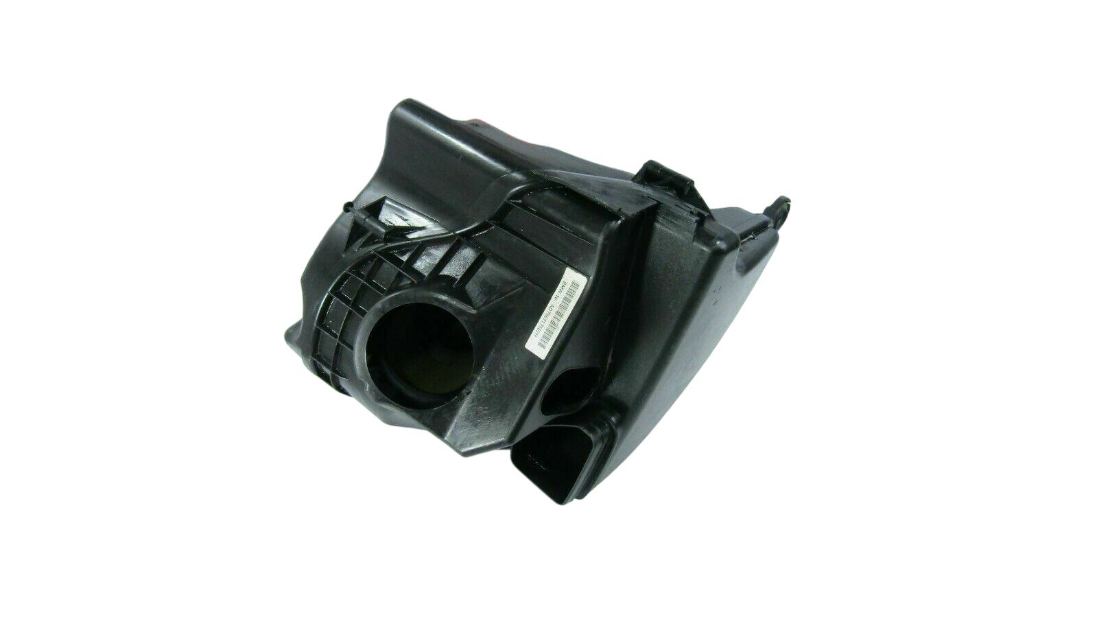 BMW 3 (E90 / E91 / E92 / E93) Ilmanpuhdistin  BMW 3 SERIES Air Filter Box OEM 7567175

Part c...