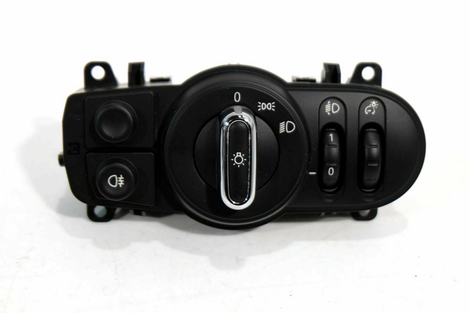 BMW 5 / i5 (G60 / G61) Valokatkaisin BMW MINI Clubman F54, MINI F55 Light switch OEM...