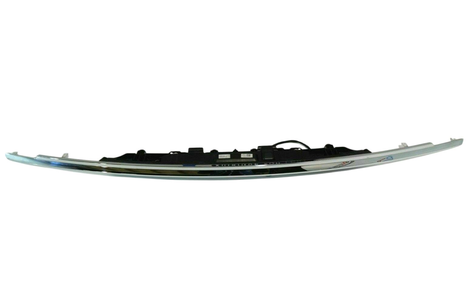 BMW 7 (G11 / G12) Trunk door license plate light bar BMW 7 SERIES Trunk door license plate light bar...