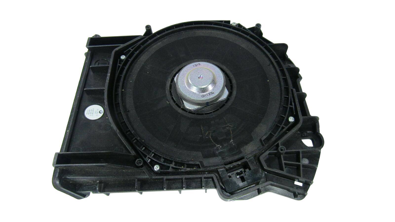 BMW 5 (F10 / F11) Subwoofer speaker BMW 5 SERIES Subwoofer speaker OEM 65139195199
...