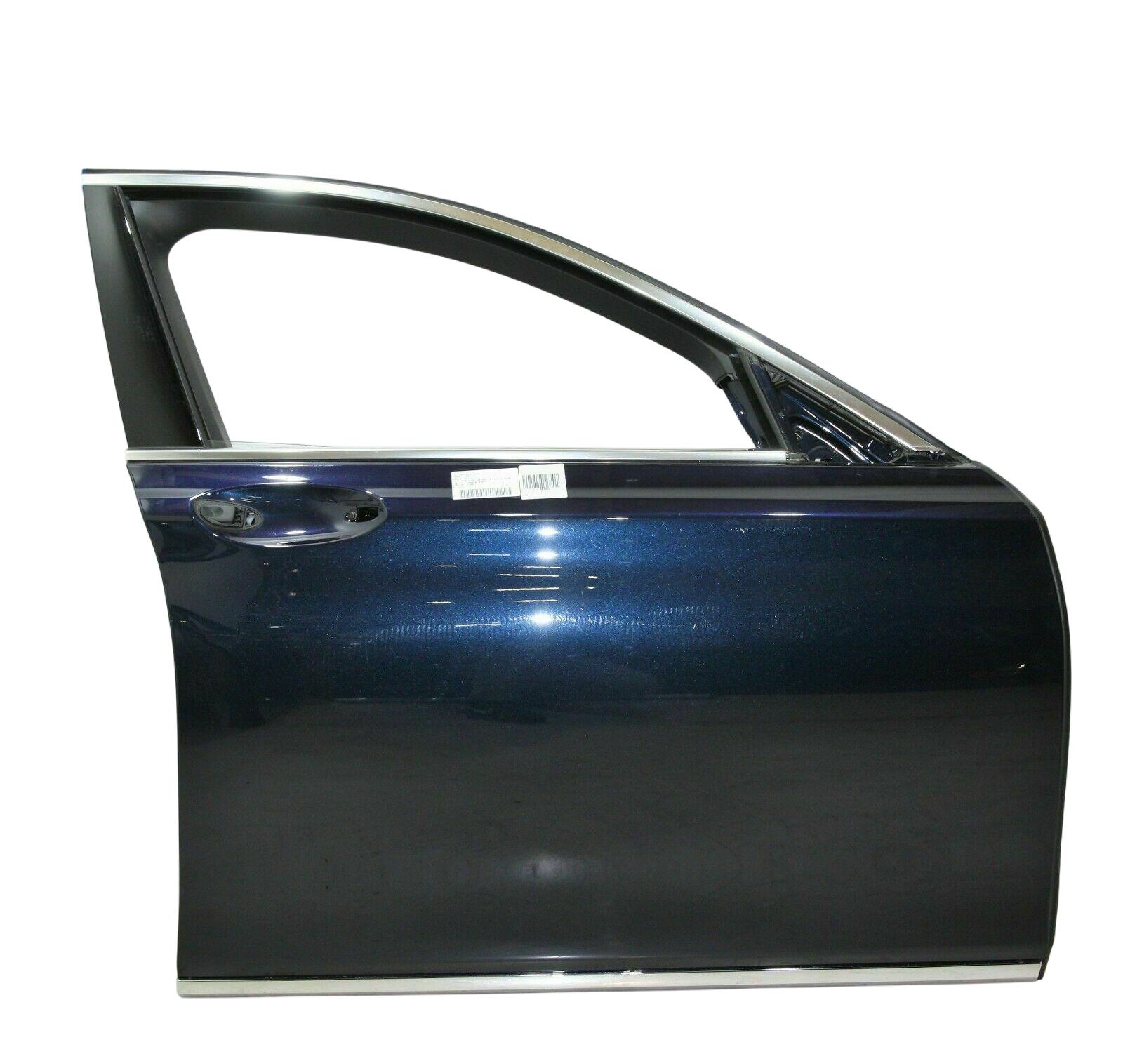 BMW 7 (G11 / G12) Front door BMW 7 SERIES Front door OEM 41517423700

Part c...
