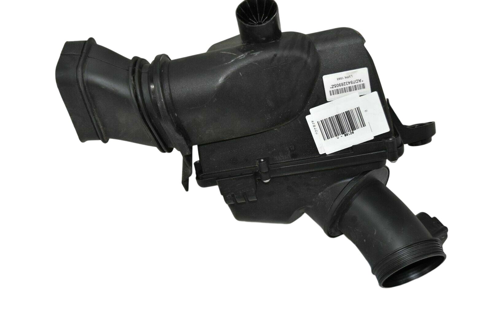 BMW 6 (F06 / F12 / F13) Воздухоочиститель  BMW 6 SERIES Air Filter Box OEM 13717843289

Pa...