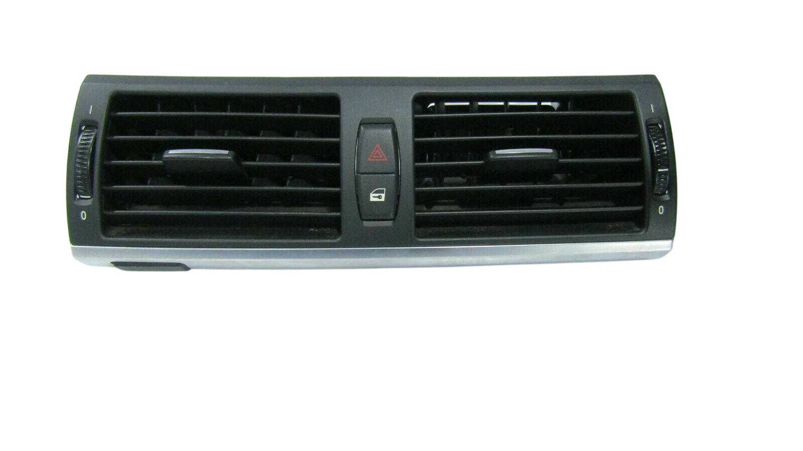 BMW X5 (E70) Dashboard center air vent grille