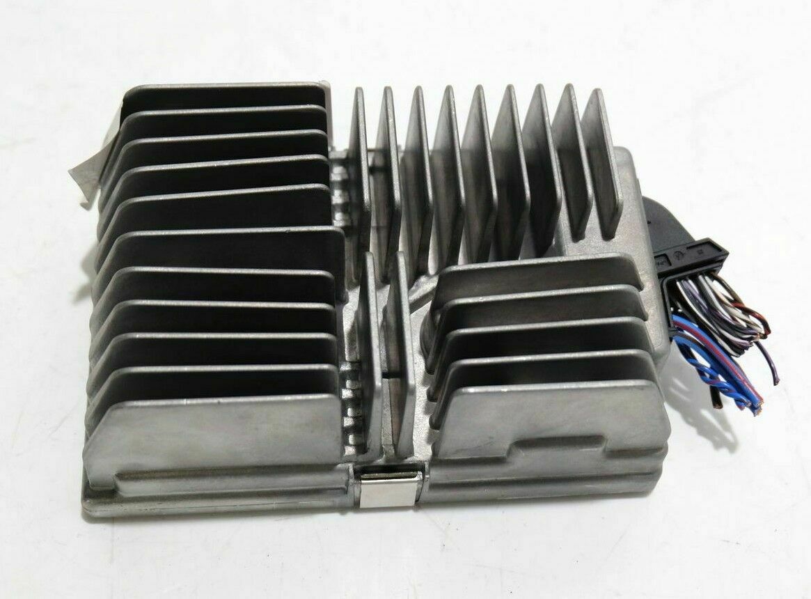 BMW 5 (G30 / G31) Sound amplifier