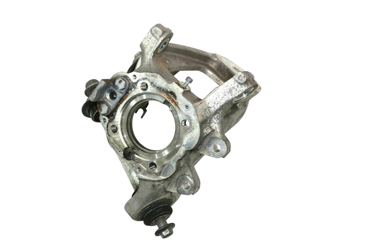 BMW X5 (F15) Rear wheel hub