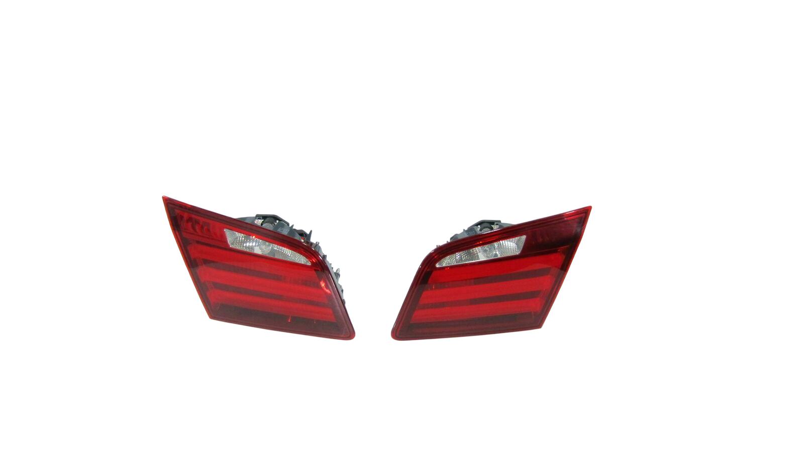 BMW 5 (F10 / F11) Rear/tail light set BMW 5 SERIES rear/tail light set OEM 6321720322...