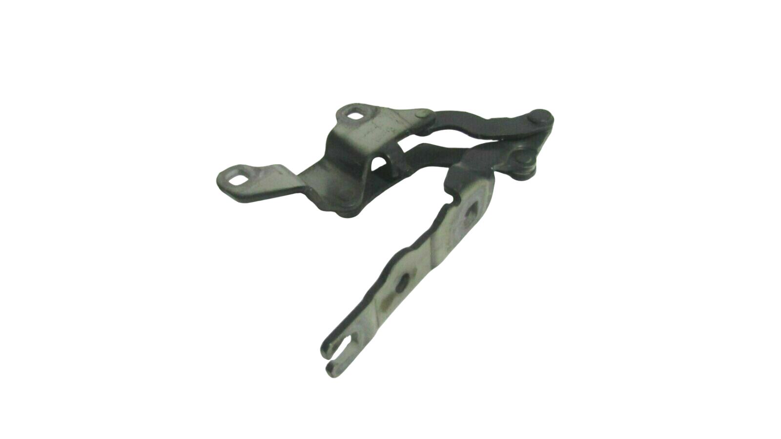 BMW 1 (E81 / E82 / E87 / E88) Engine bonnet/hood hinges BMW 1 SERIES Engine bonnet/hood hinges OEM 4161...