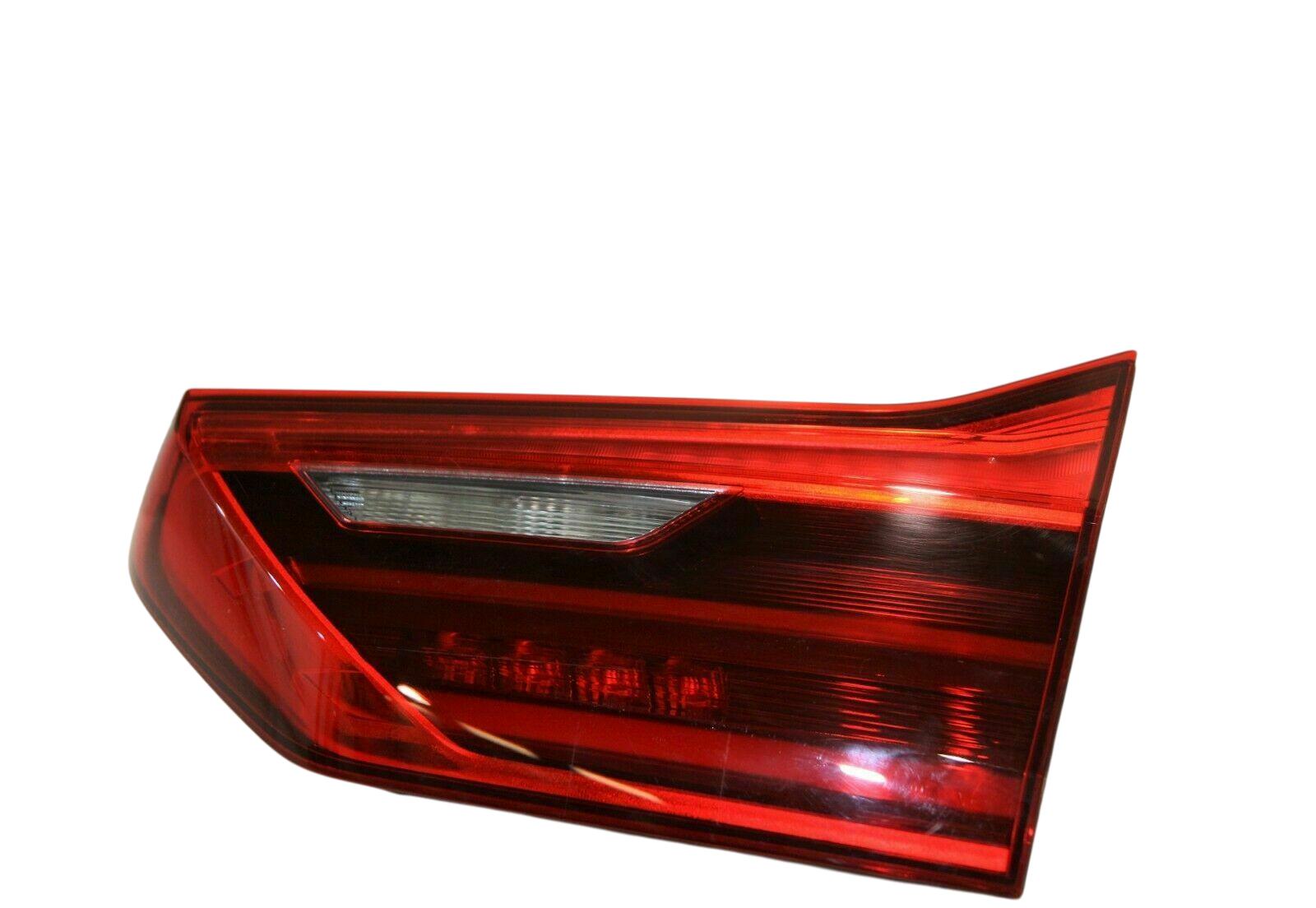 BMW 5 (G30 / G31) Rear/tail lights BMW 5 SERIES Rear/tail lights OEM 63217388950

...