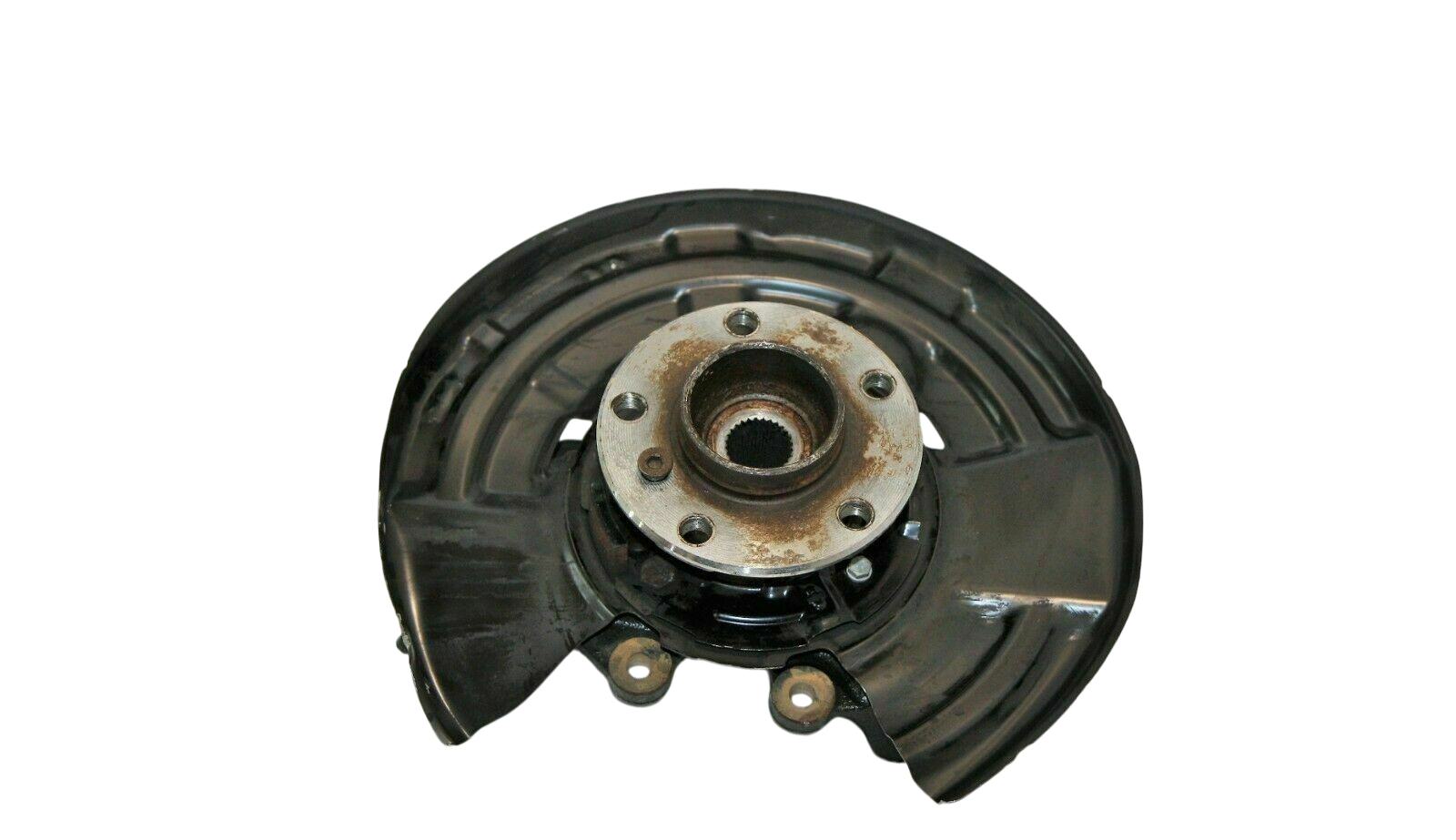 BMW 1 (F20 / F21) Rear wheel hub BMW 1 SERIES Rear wheel hub OEM 33326792516

Pa...