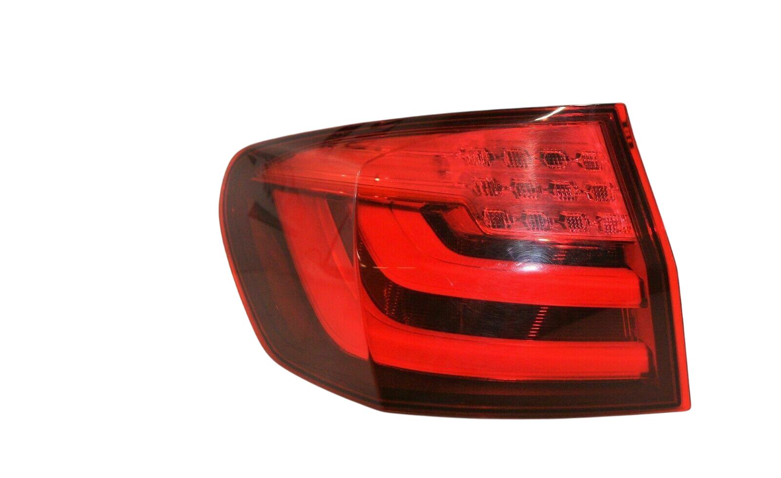 BMW 5 (F10 / F11) Rear/tail lights BMW 5 SERIES Rear/tail lights OEM 63217203233

...