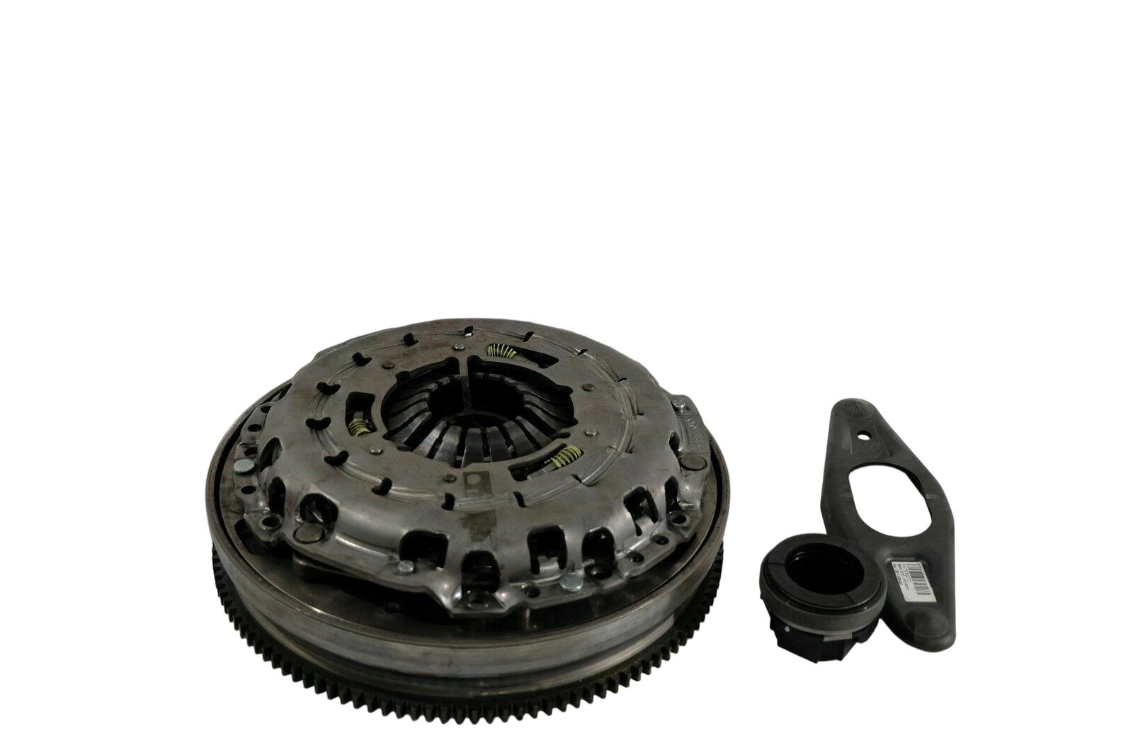 BMW 3 (E90 / E91 / E92 / E93) Dual mass flywheel BMW 3 SERIES Dual mass flywheel OEM 21207577479...