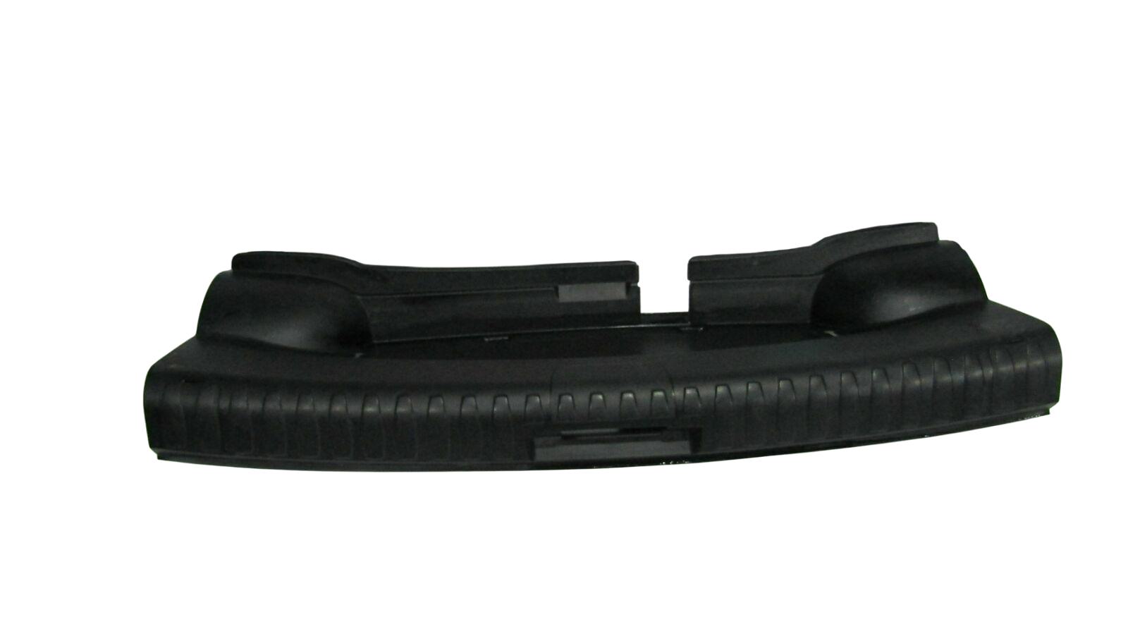 BMW 1 (E81 / E82 / E87 / E88) Rear sill trim cover BMW 1 SERIES Rear sill trim cover OEM 514771233...